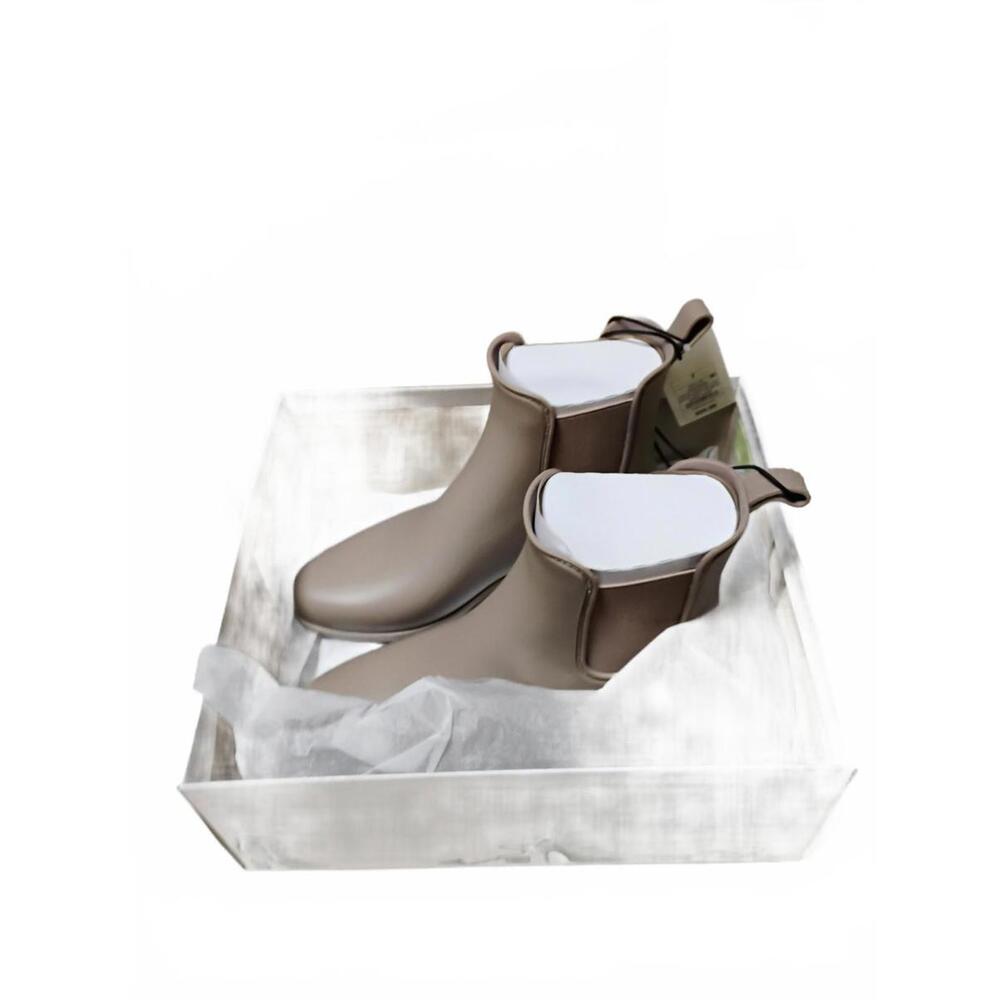 Chelsea Size 7 Women's Waterproof Boots Taupe New